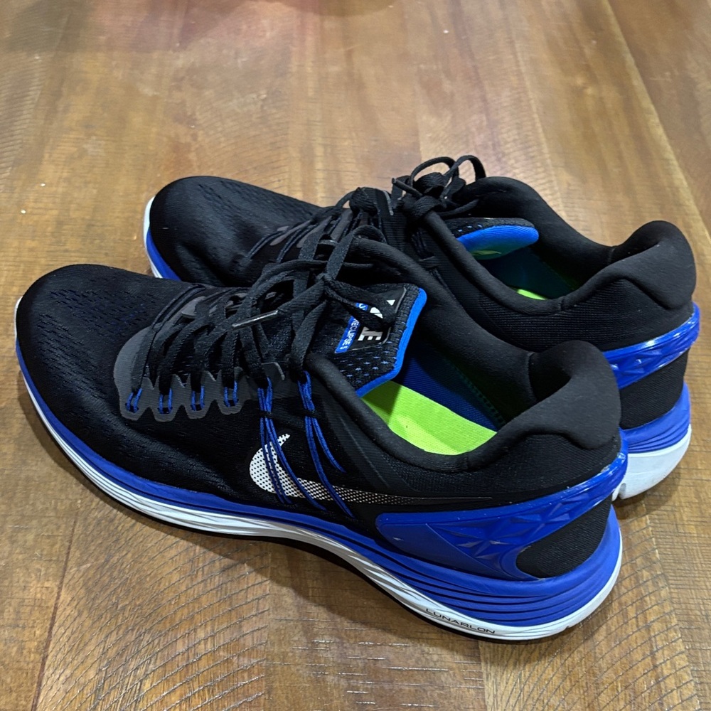 Nike Lunareclipse 5 Black and Blue Running Shoes